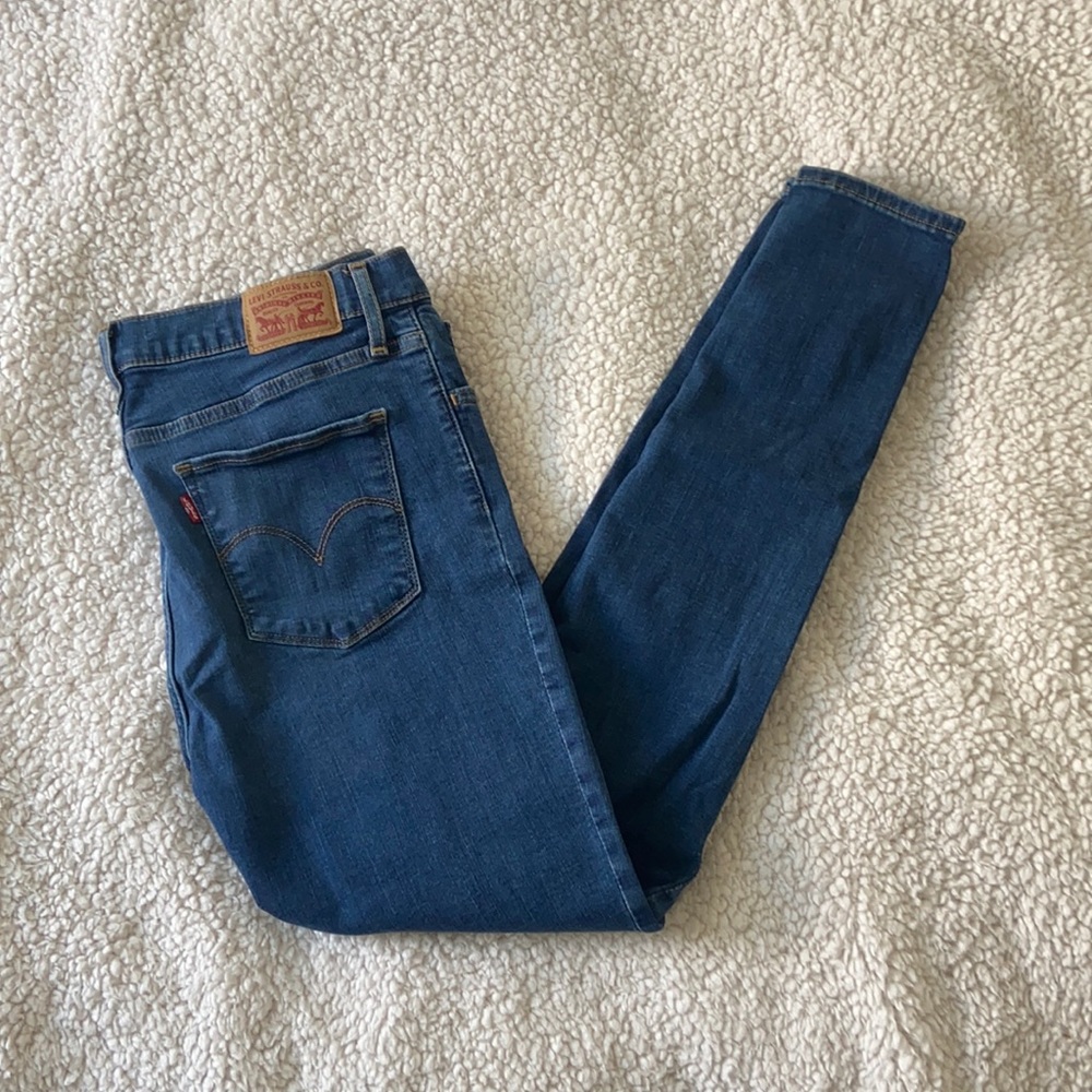 HIGH RISE LEVI JEANS SKINNY